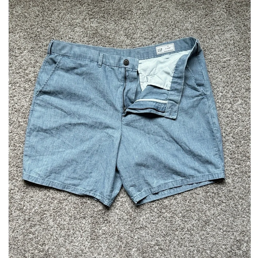Gap Mens I Light Blue Chambray I Size 38, 8 Inch I Inseam Flat Front Shorts